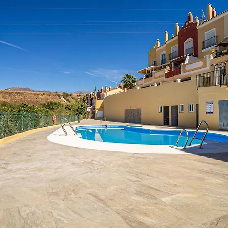 Cozy In With Kitchen Nerja